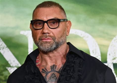 [PHOTO] Batista reveals a new look .